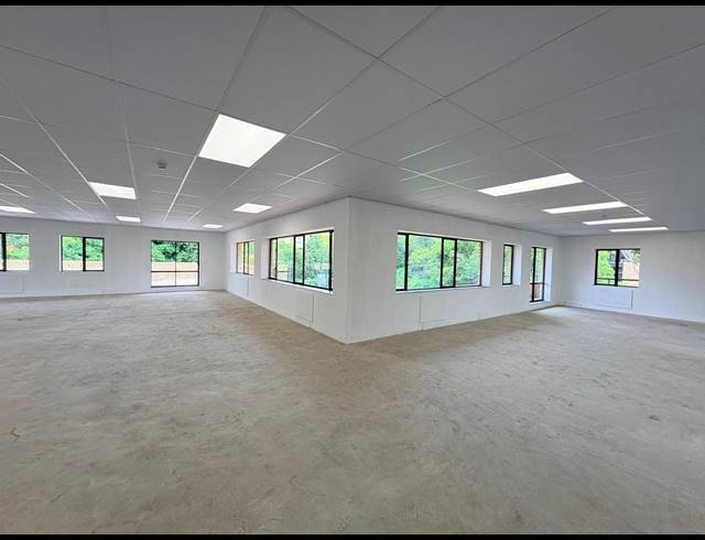 279M² OFFICE TO LET IN VORNA VALLEY